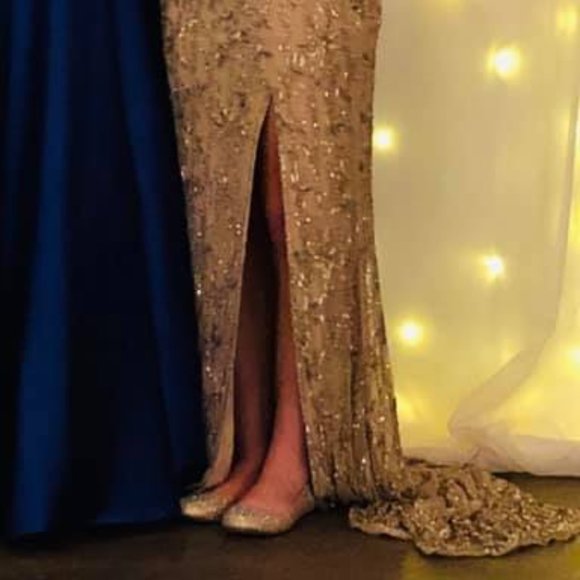 Prom dress and matching ballerina shoes. - Picture 3 of 10